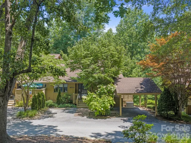 301 White Oak Drive