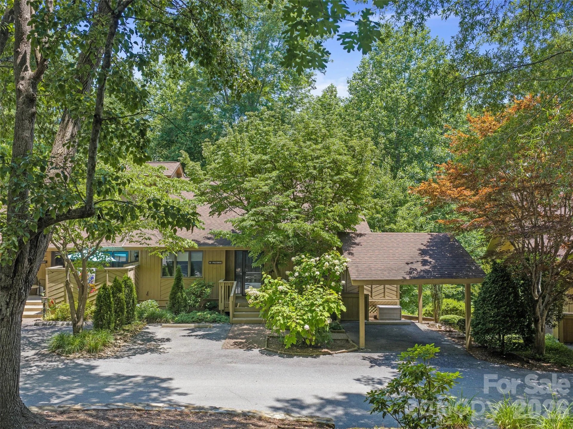 301 White Oak Drive
