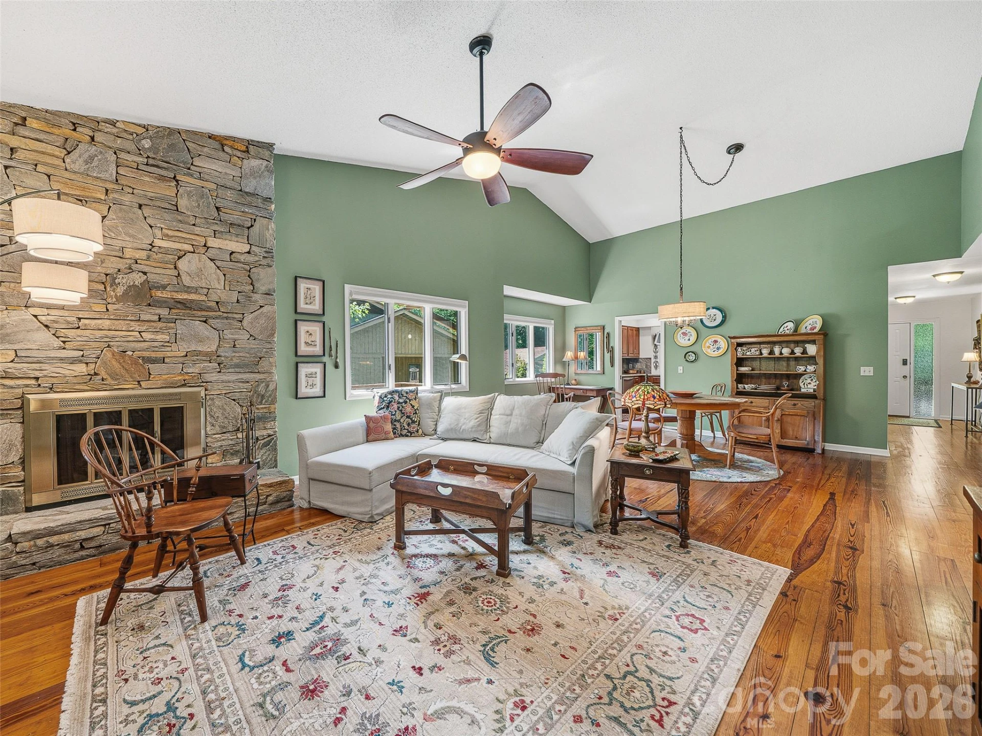 301 White Oak Drive - Photo 3