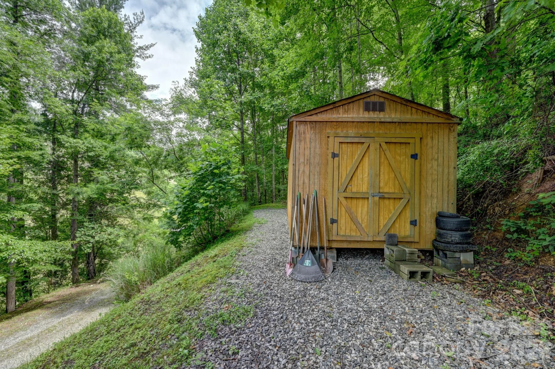 560 Morgan Branch Road - Photo 31