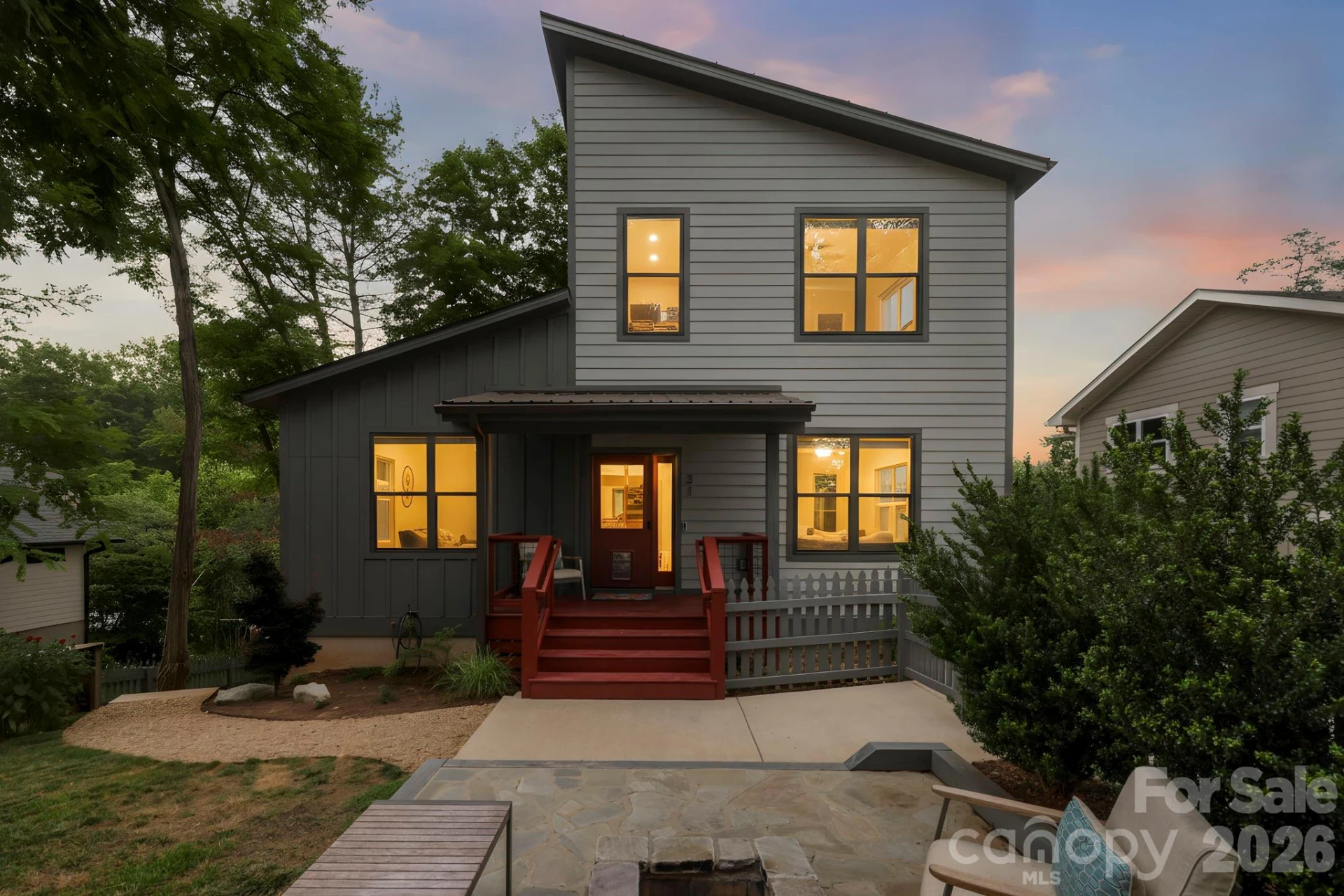 31 Lilac Street - Photo 2