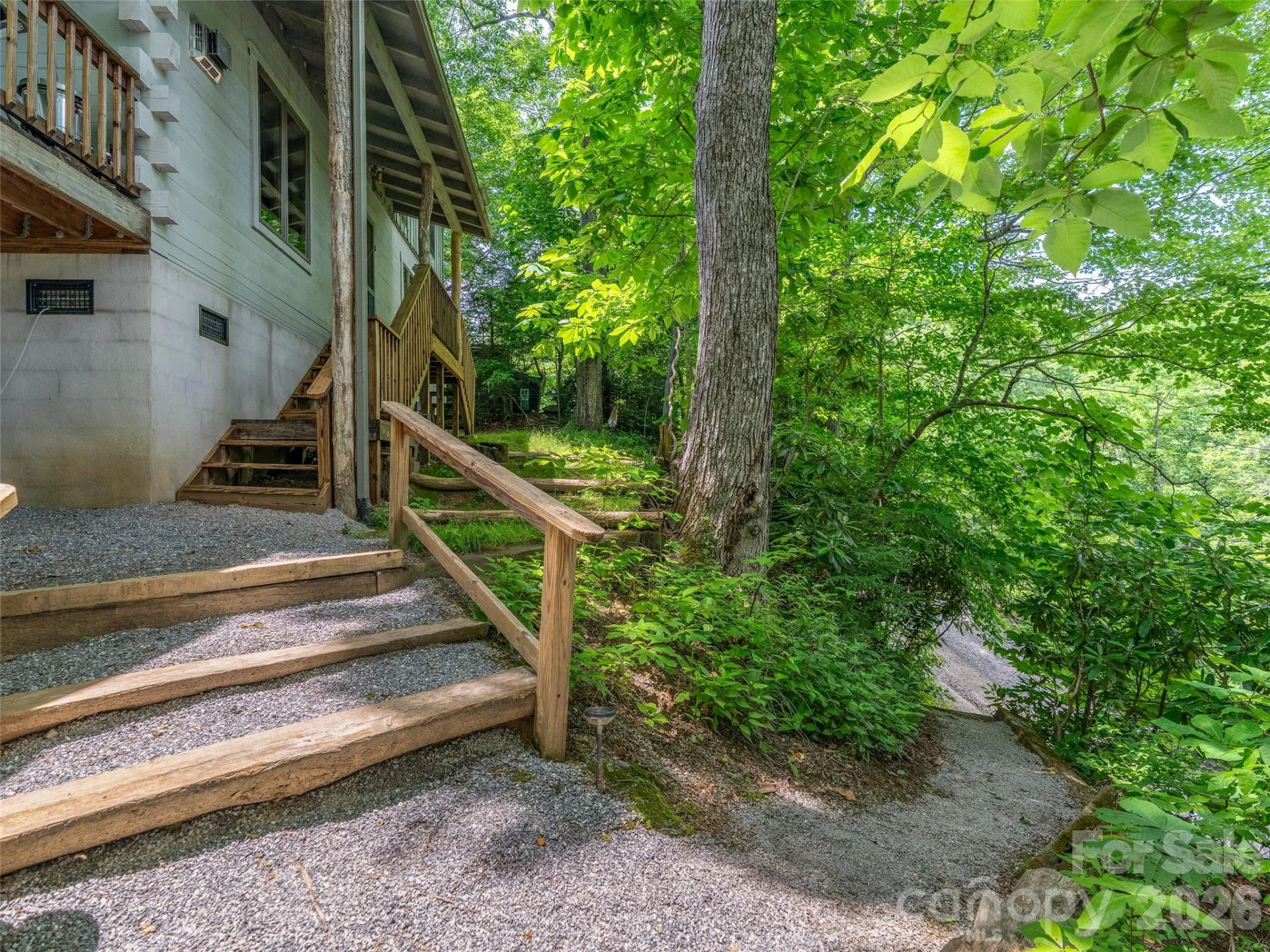 520 Patricia Road - Photo 23