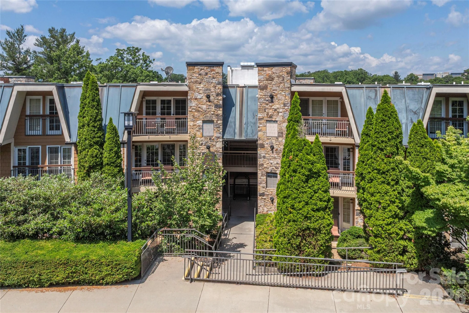 222 Bowling Park Road
