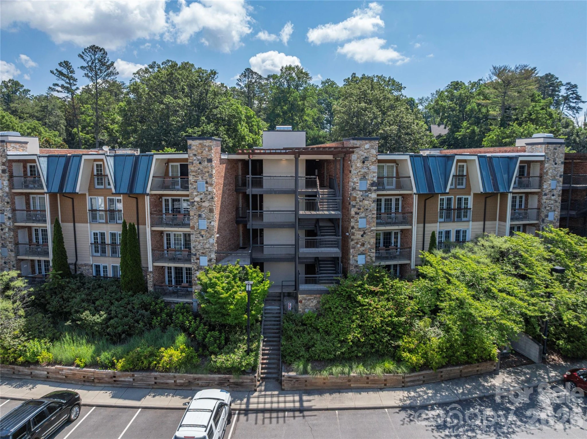 222 Bowling Park Road - Photo 2