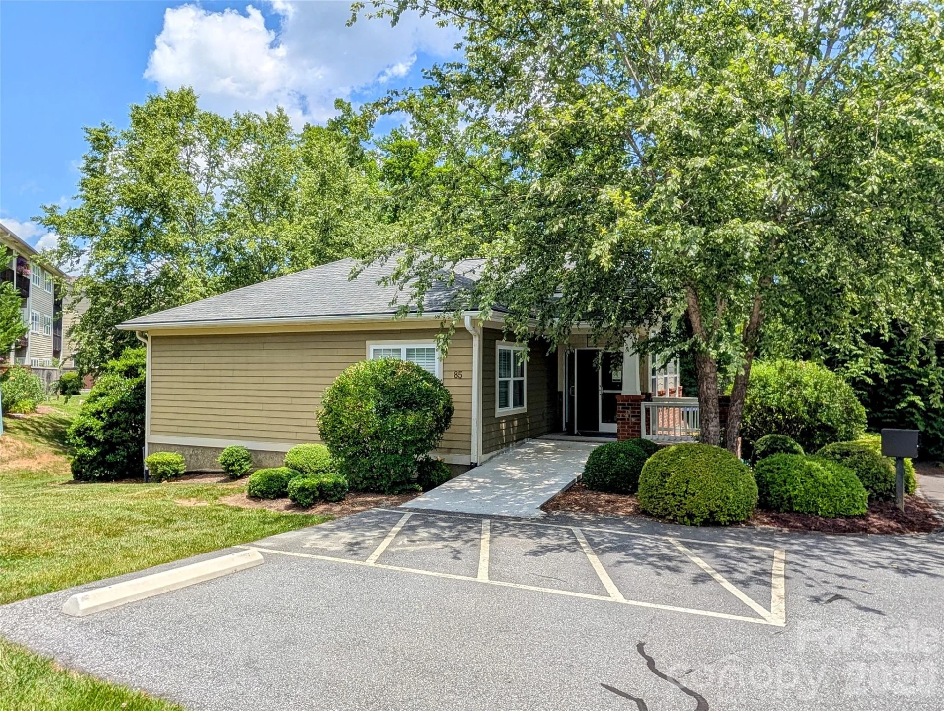 65 Foxden Drive #201 - Photo 33