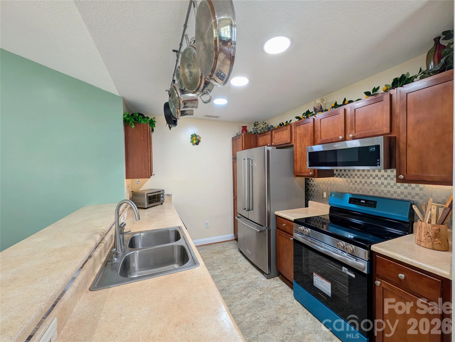 65 Foxden Drive #201 - Photo 5
