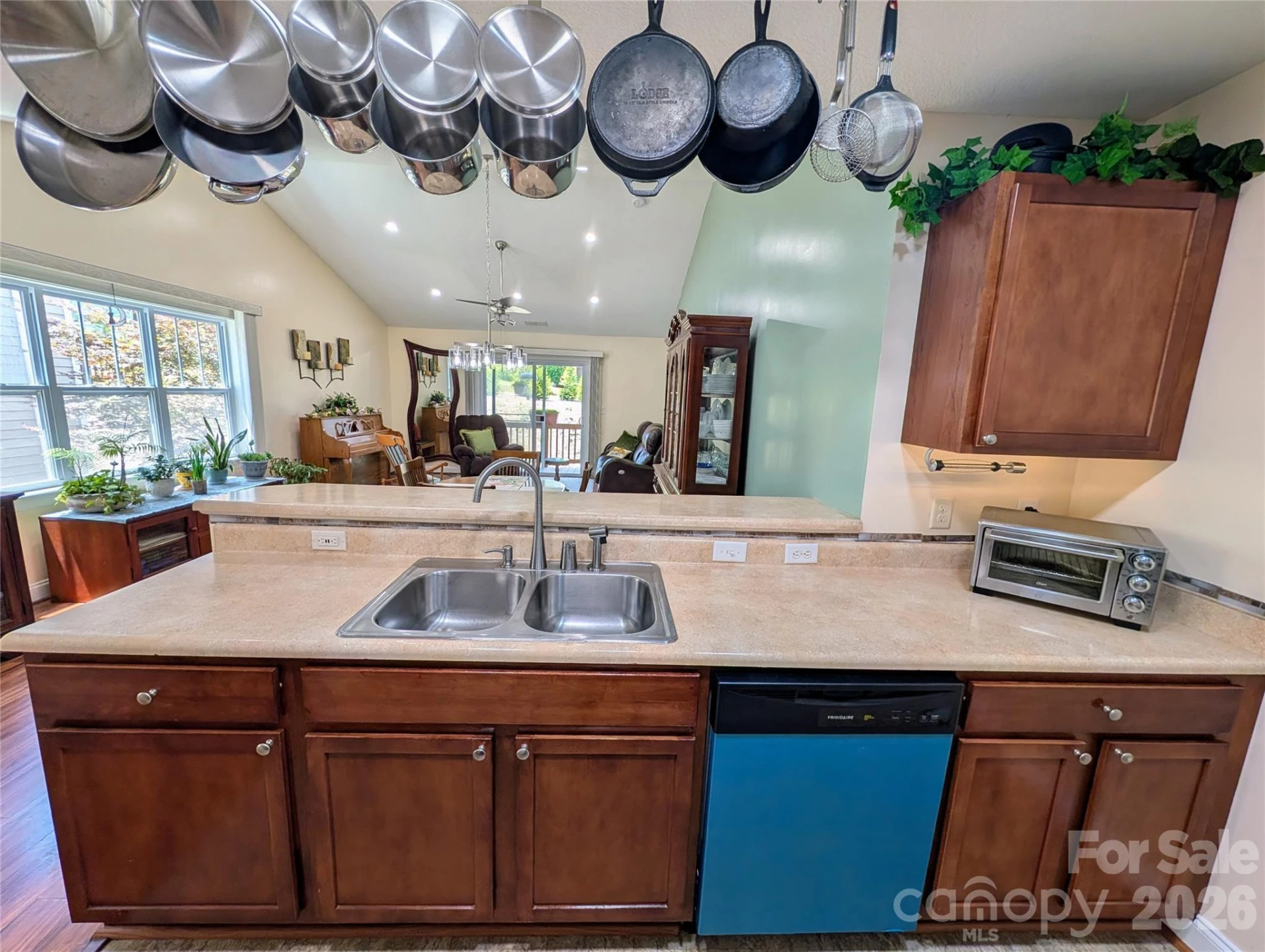 65 Foxden Drive #201 - Photo 8