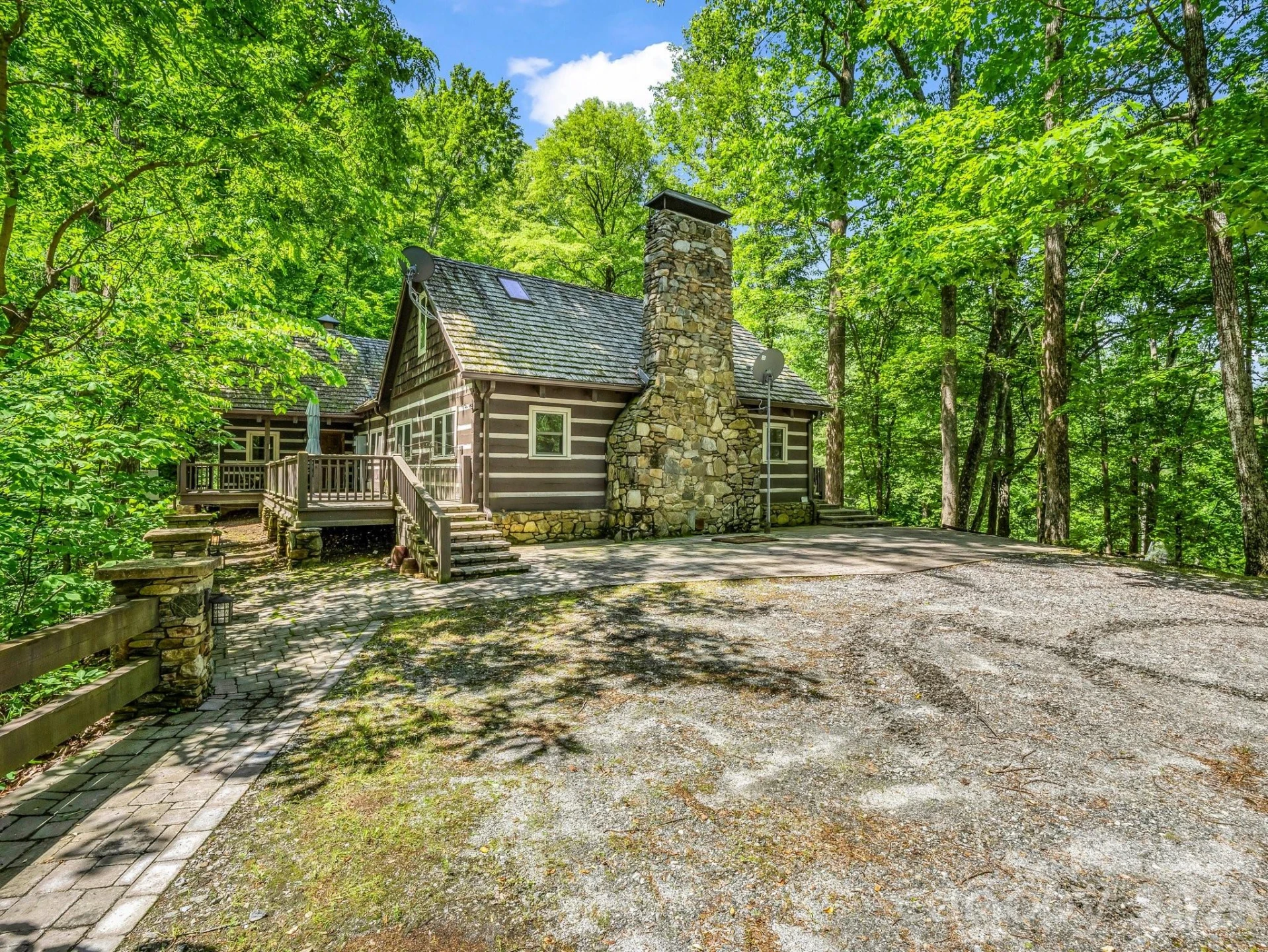 980 Mountain Forest Drive - Photo 43