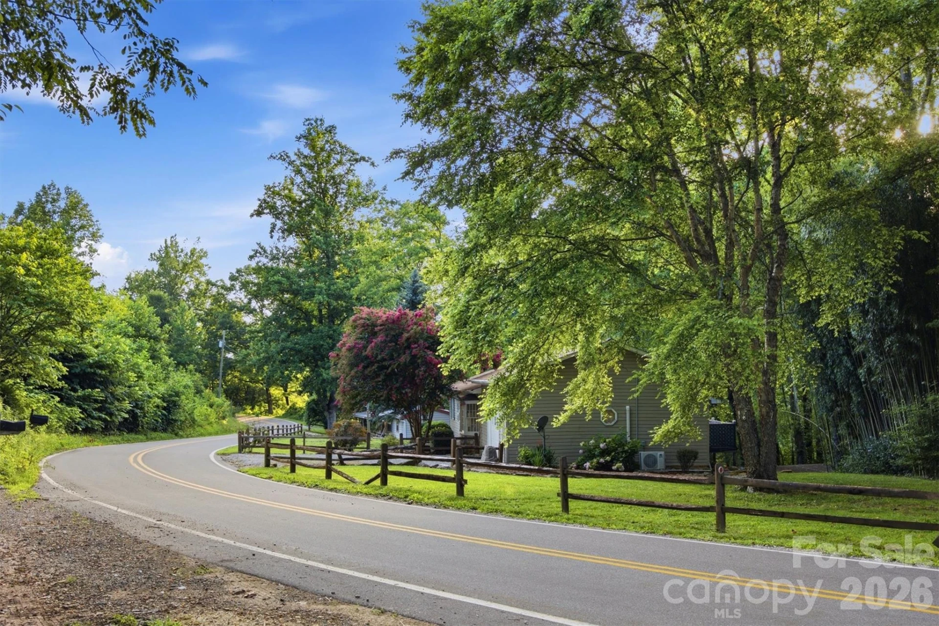 5513 Old Linville Road - Photo 26