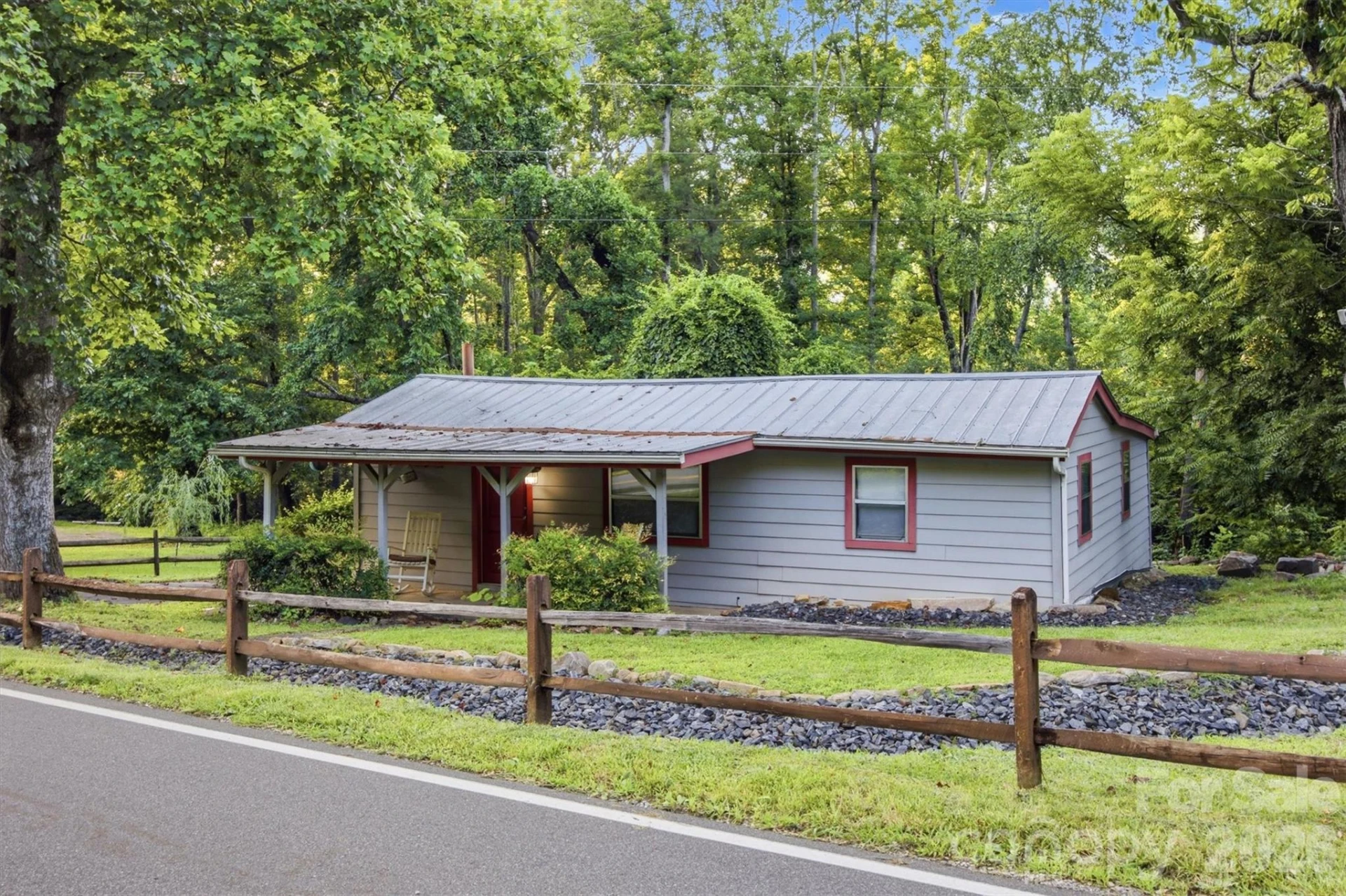 5513 Old Linville Road - Photo 33