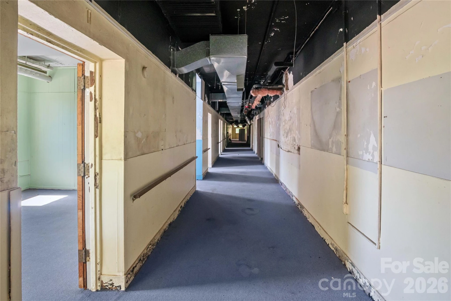 330 Carolina Drive - Photo 19