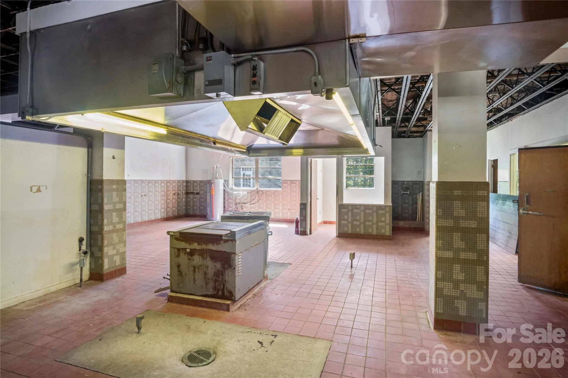 330 Carolina Drive - Photo 29