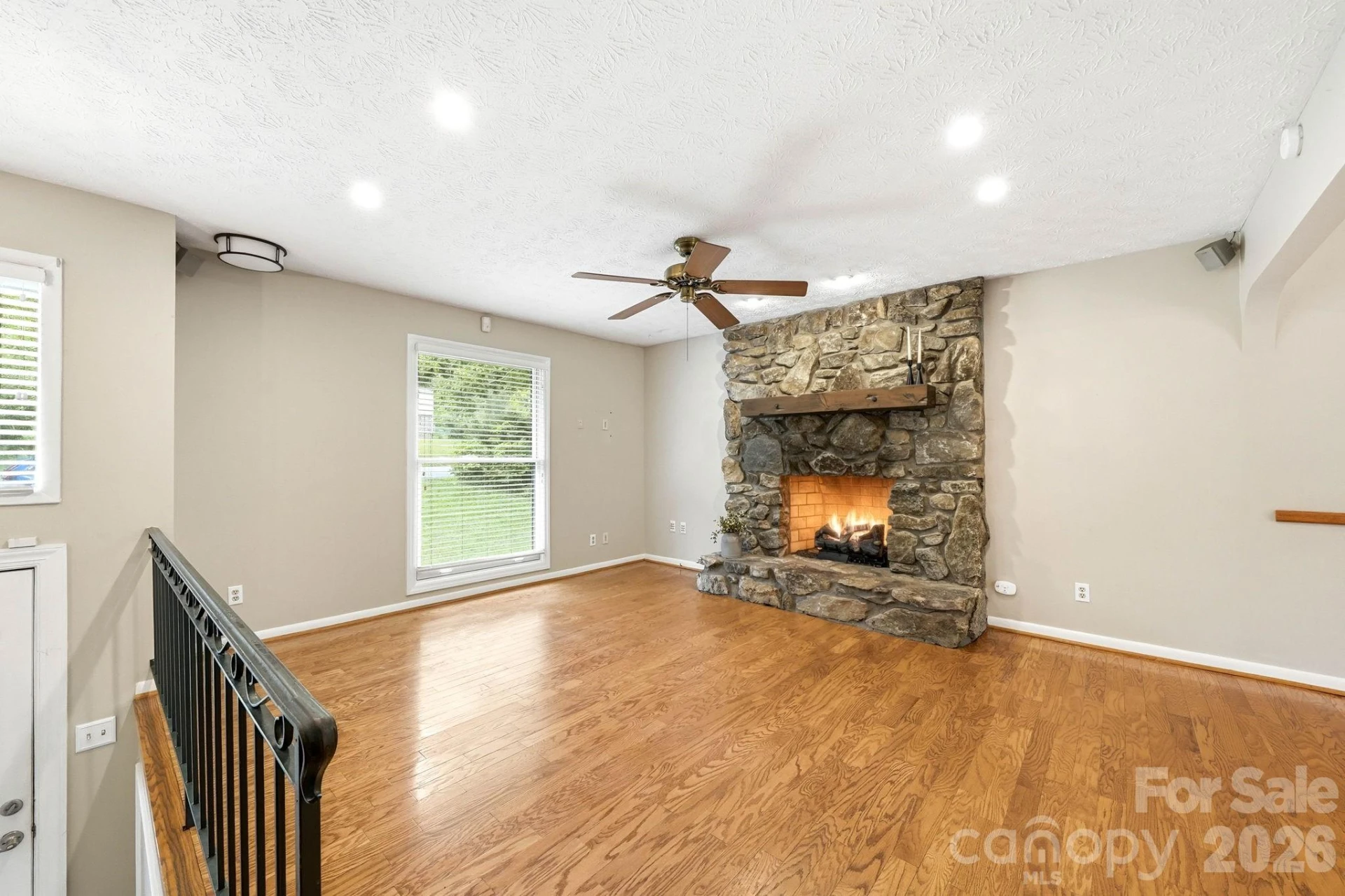337 Woody Lane - Photo 7