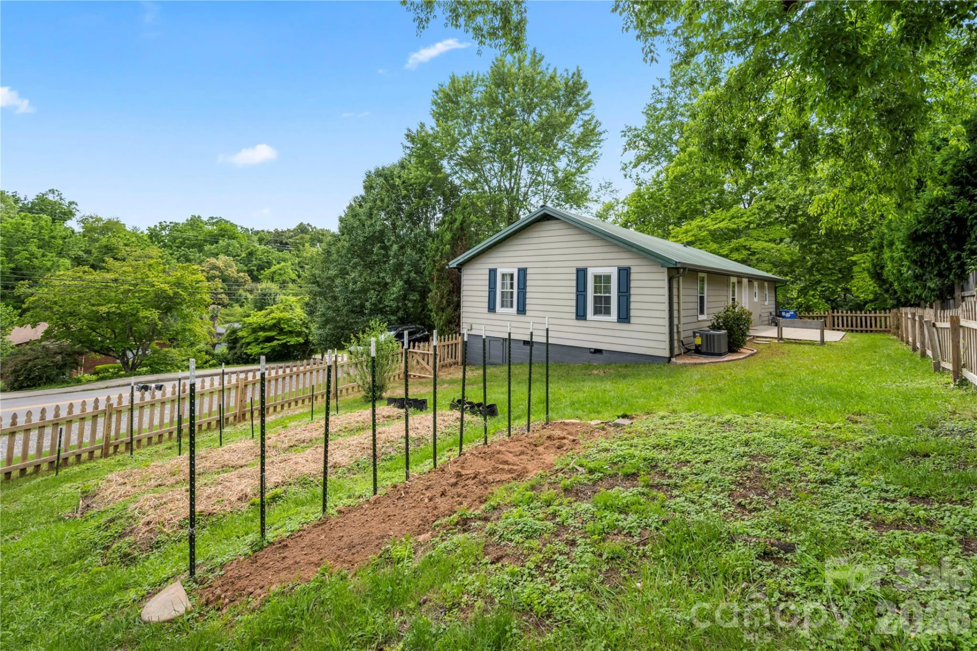589 Sand Hill Road - Photo 21