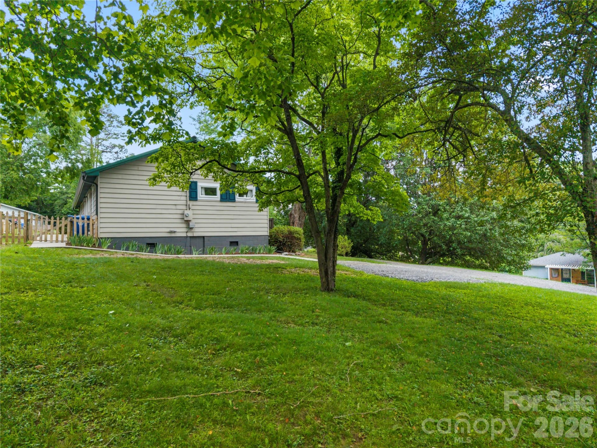 589 Sand Hill Road - Photo 25