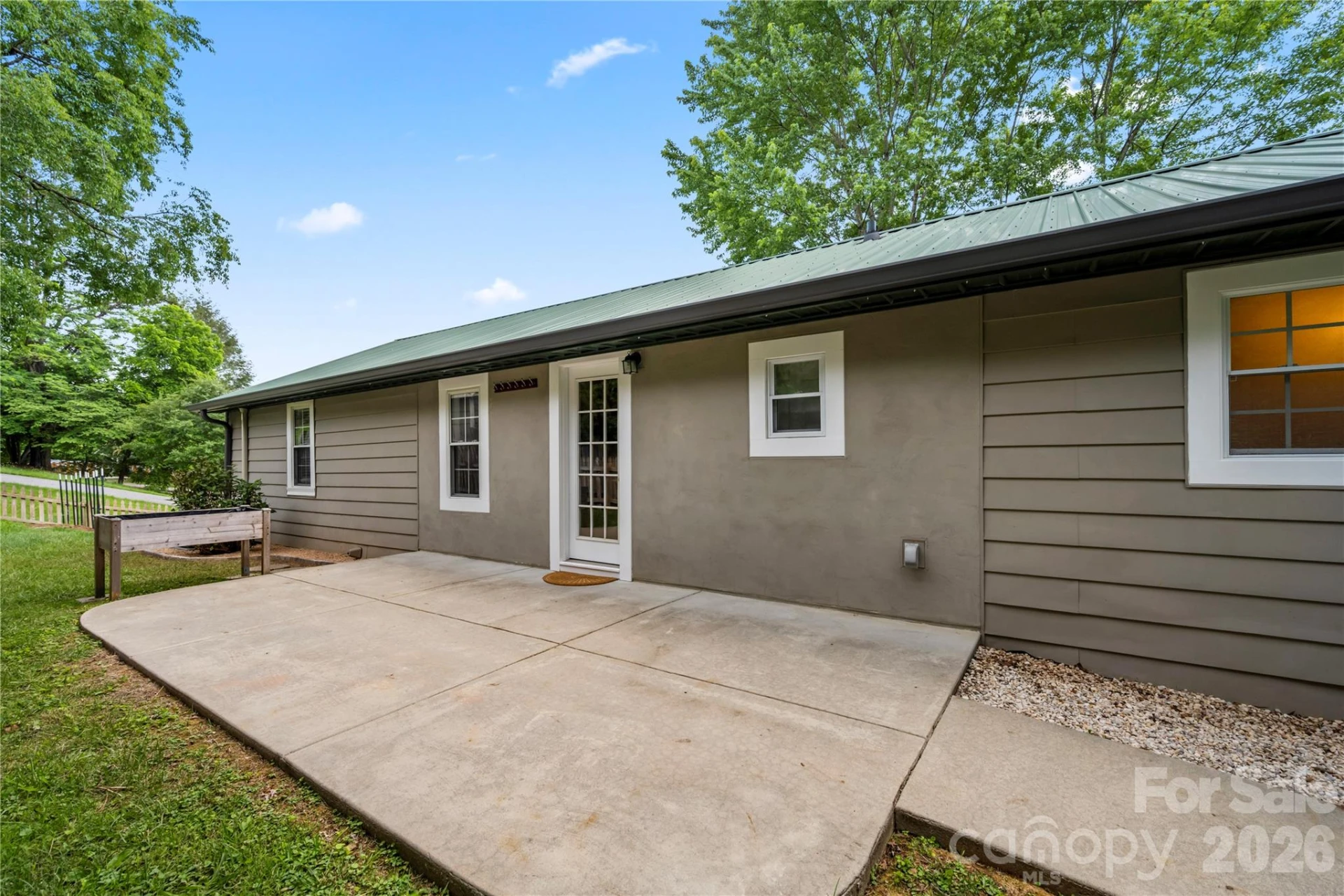 589 Sand Hill Road - Photo 28