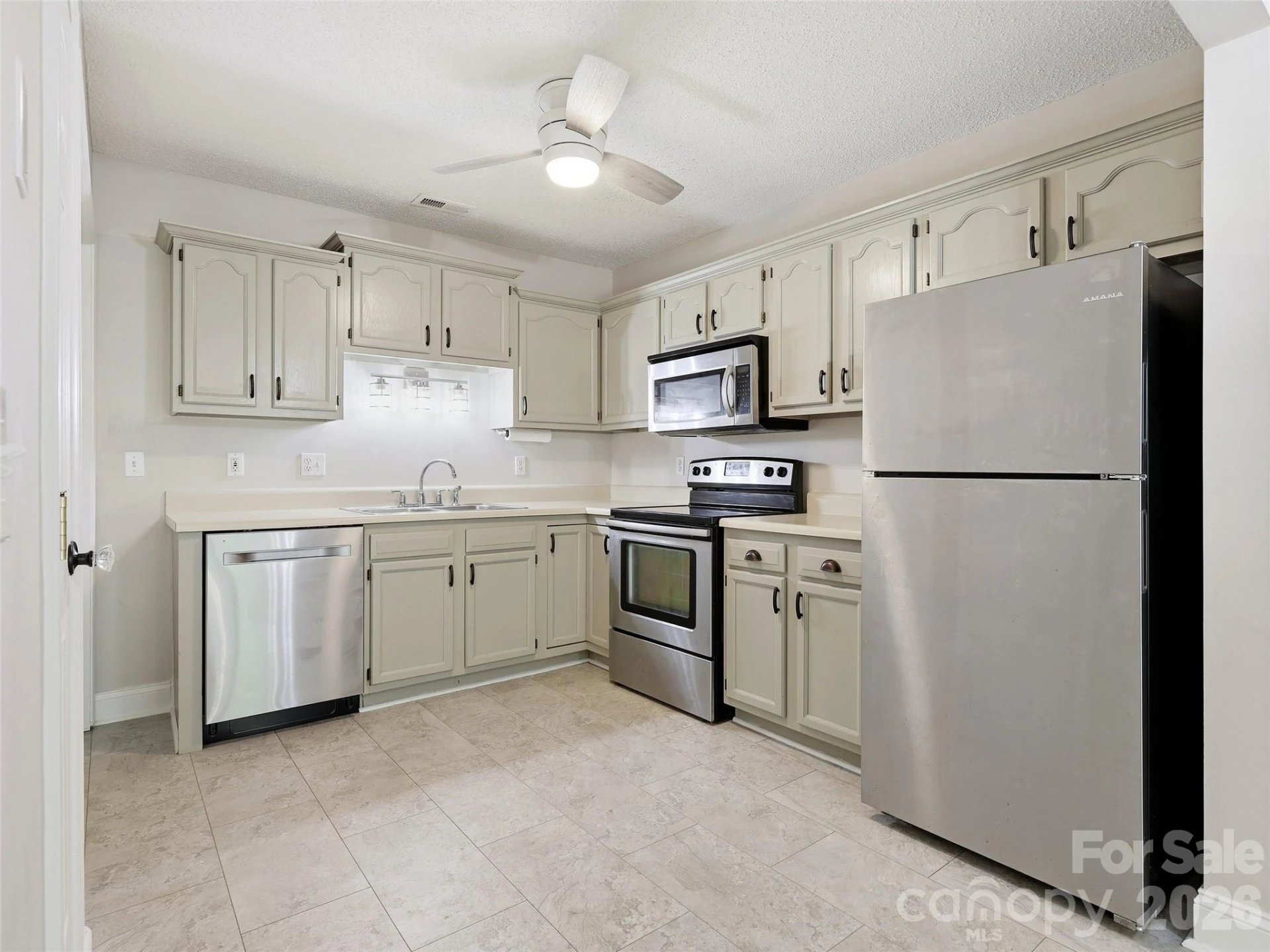 42 Queen Road #D - Photo 11