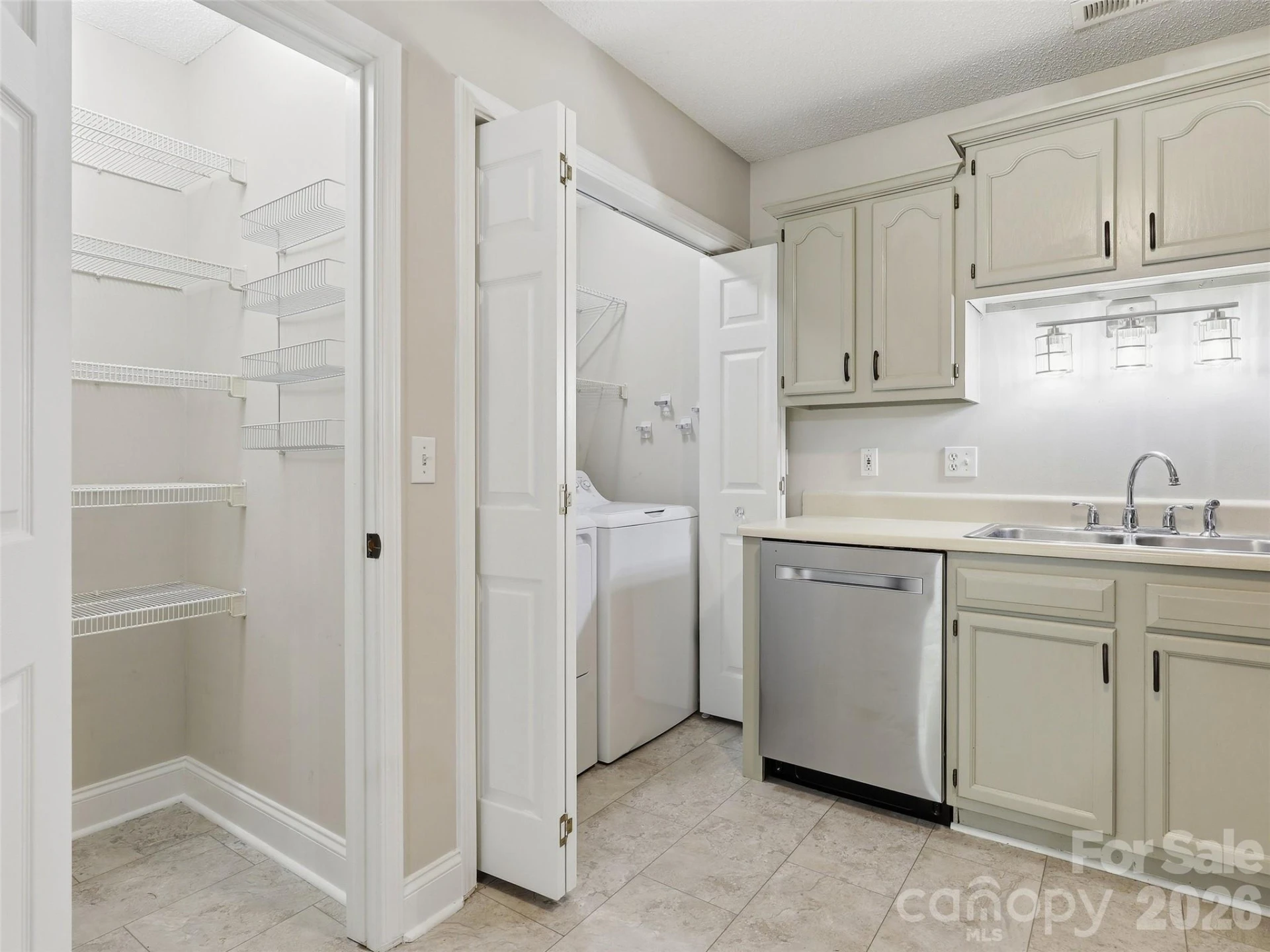 42 Queen Road #D - Photo 13