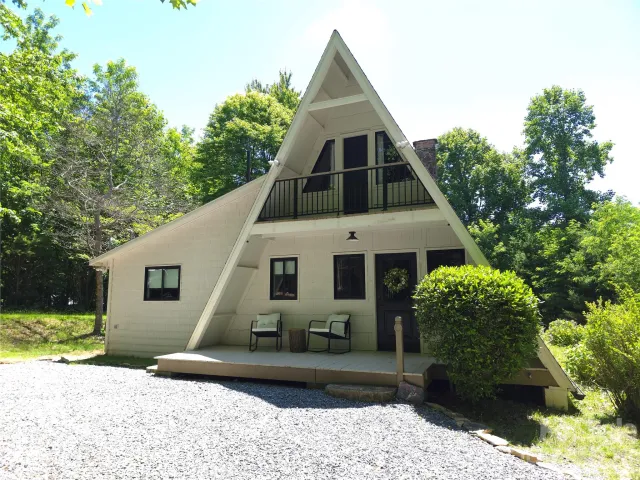 826 Shumont Road