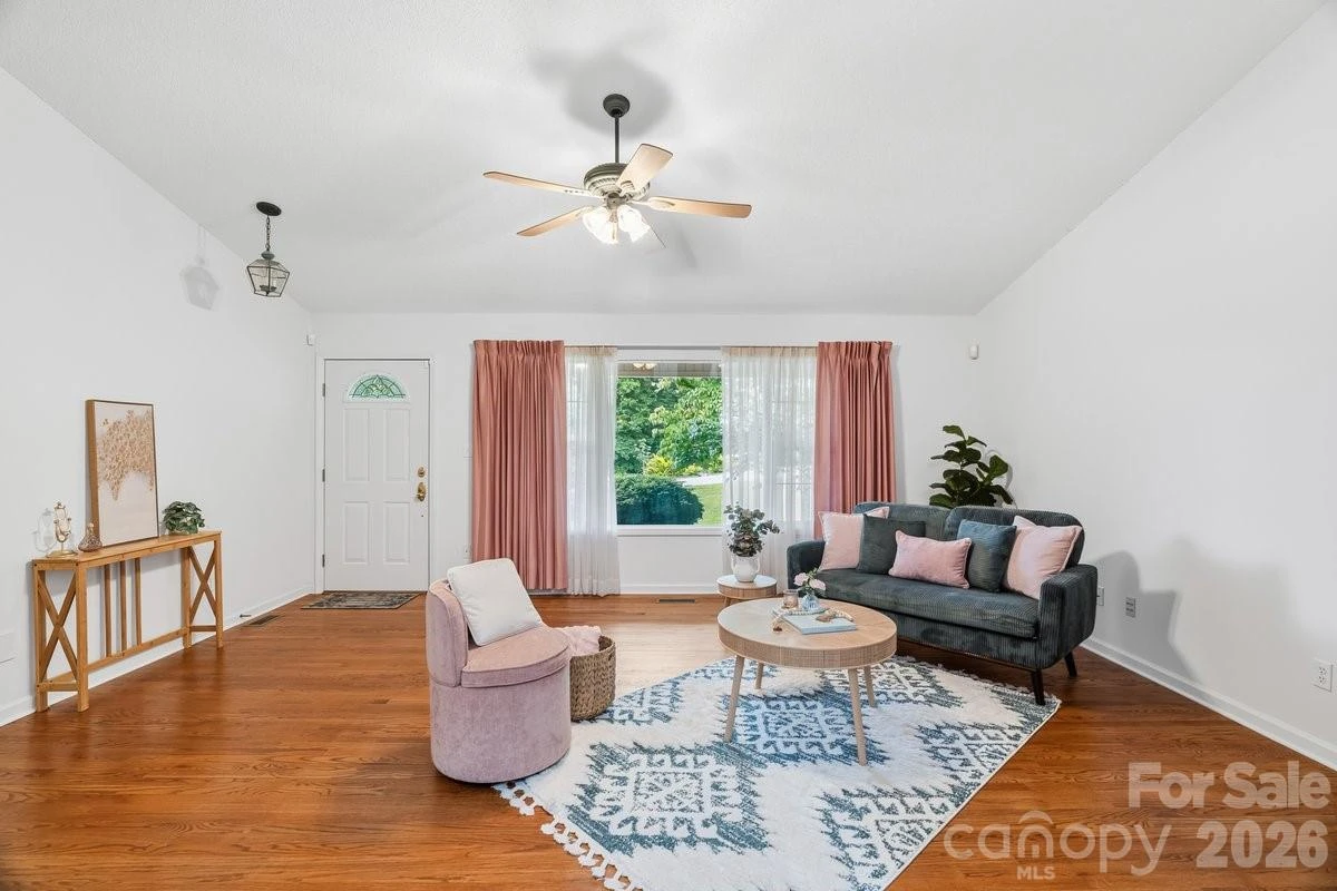 27 Red Maple Drive - Photo 13