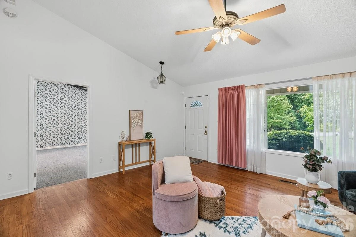27 Red Maple Drive - Photo 15