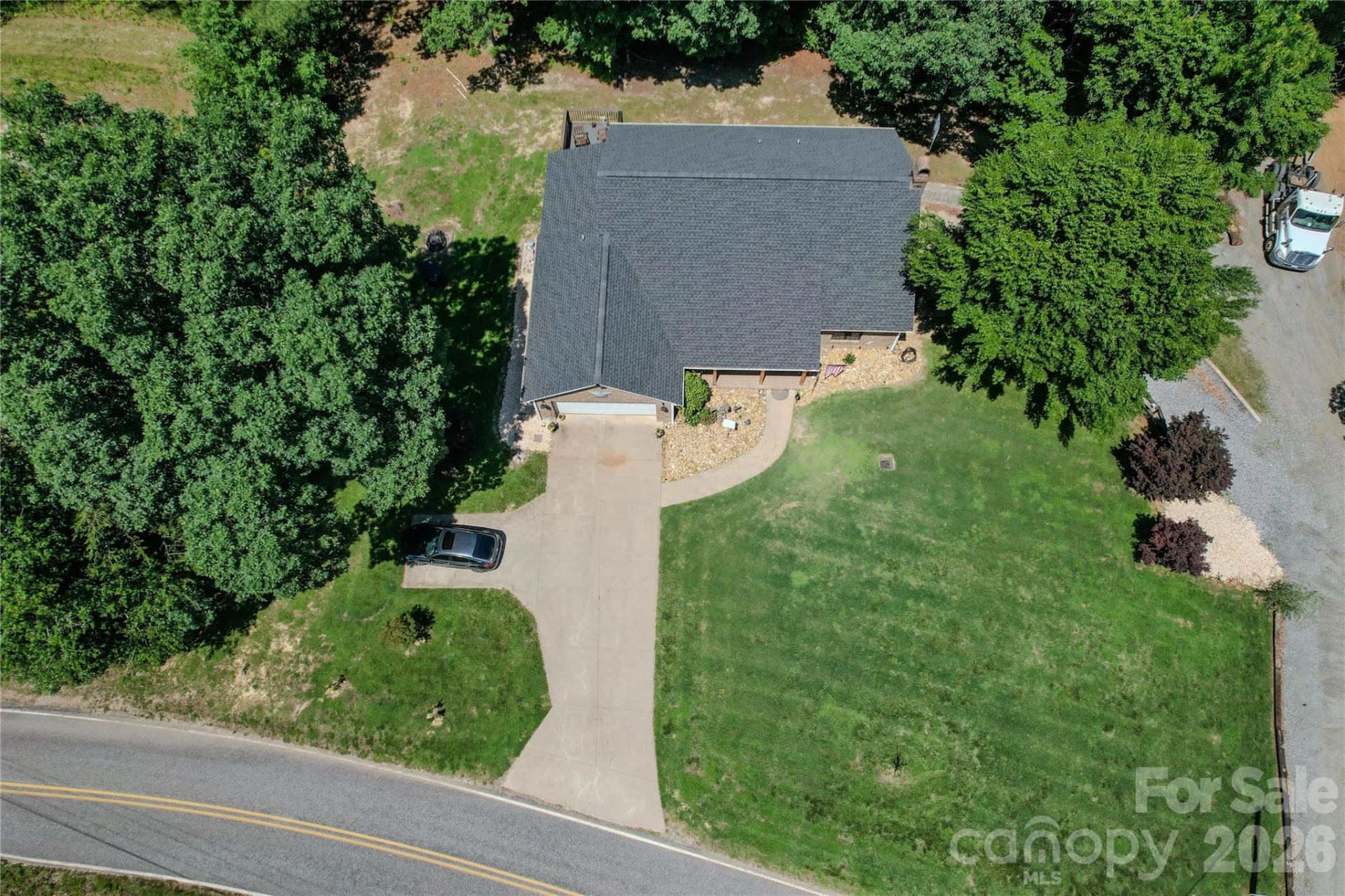 212 Turner Road - Photo 2