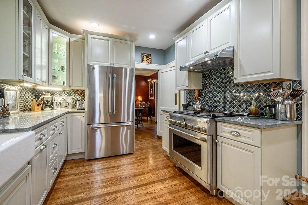 832 4th Avenue W - Photo 12