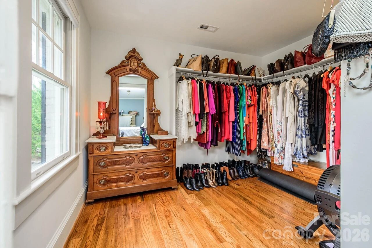 832 4th Avenue W - Photo 33