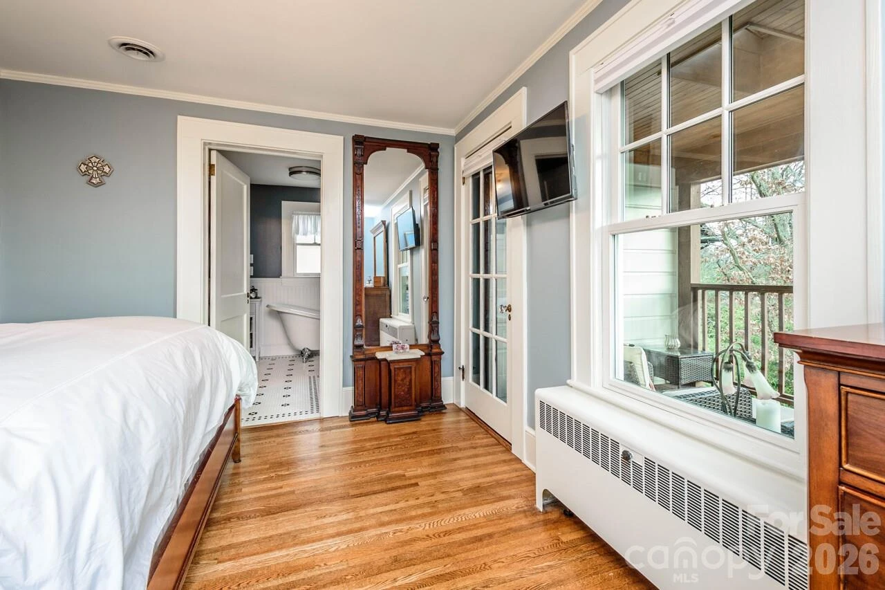 832 4th Avenue W - Photo 36
