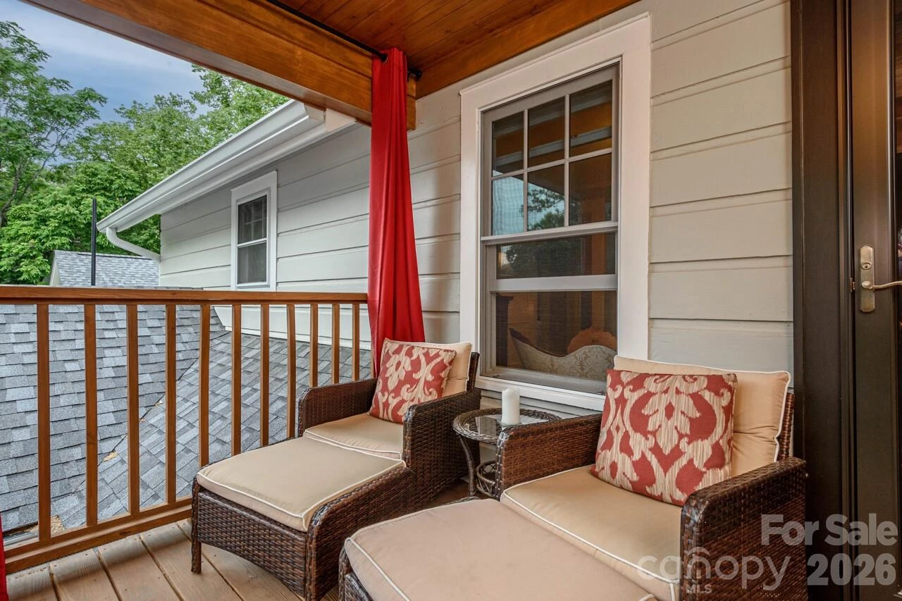 832 4th Avenue W - Photo 37