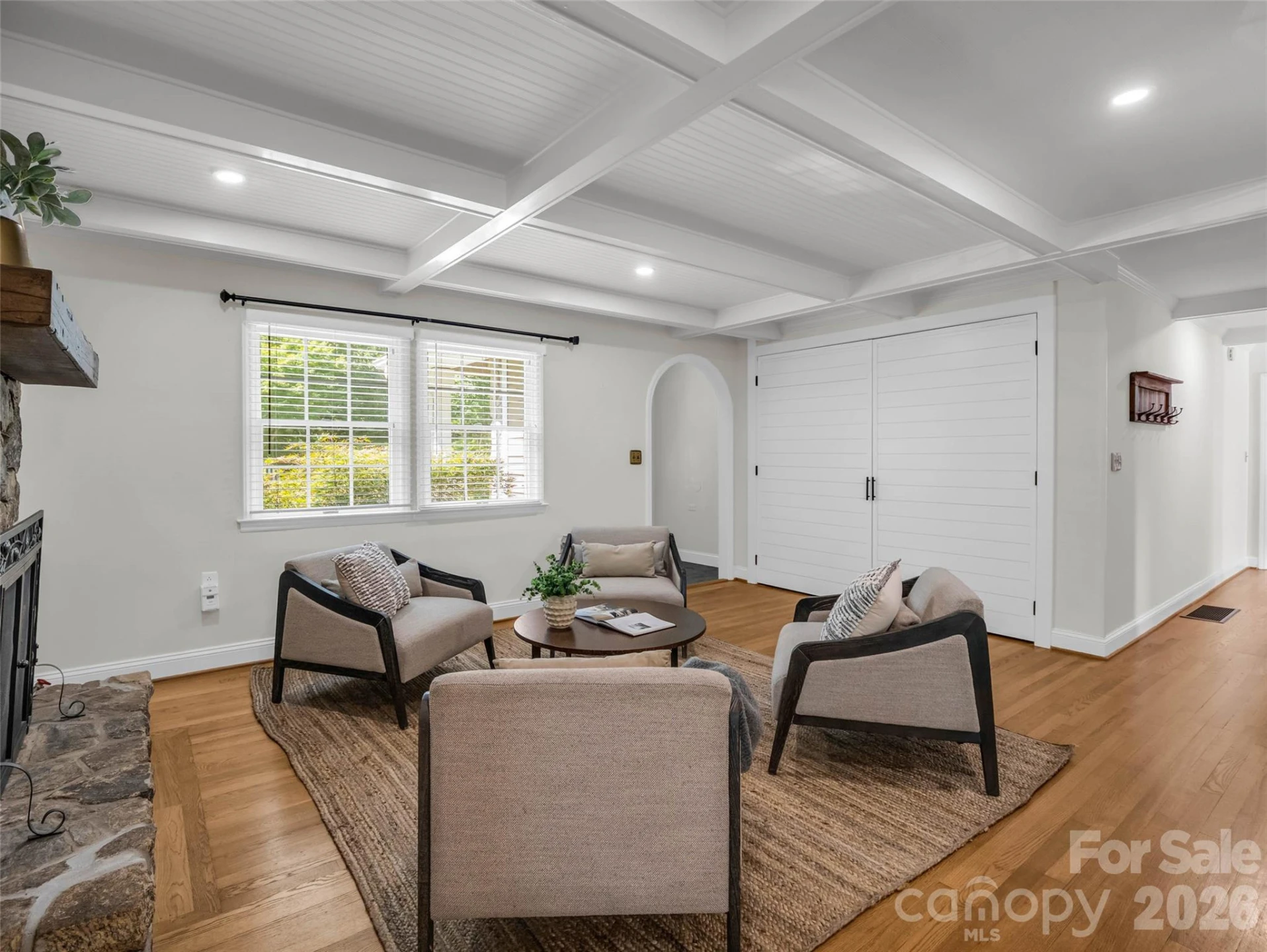 52 Forest Road - Photo 8