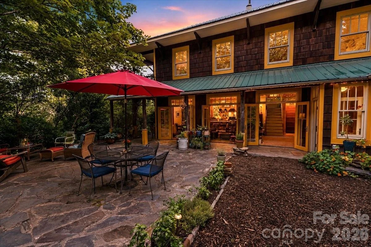 128 Barnet Mountain Drive - Photo 3