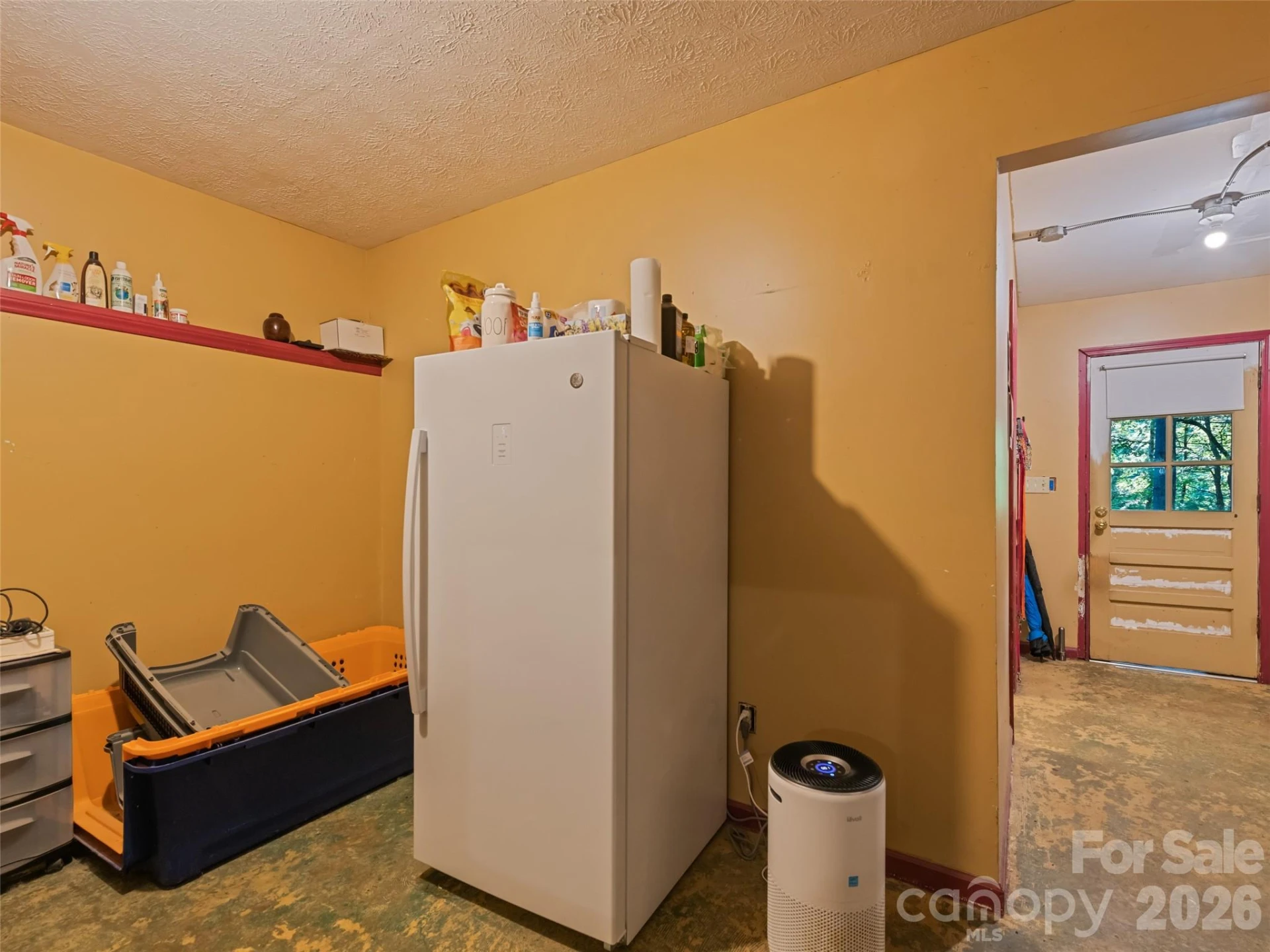 33 Wenlock Way - Photo 35