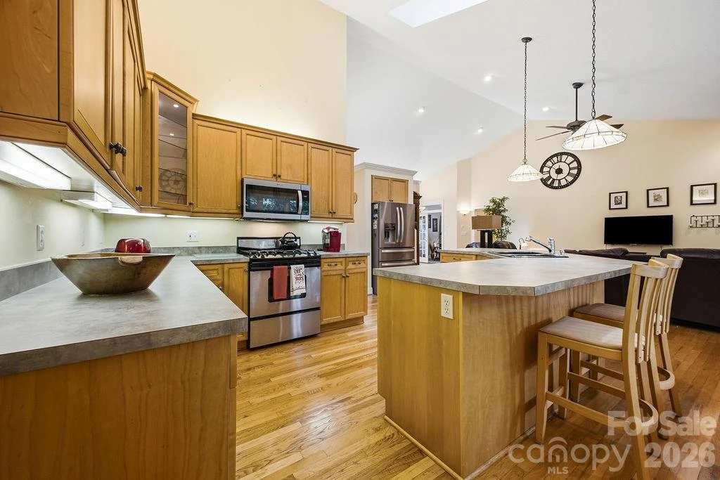 3121 Cove Loop Road - Photo 12