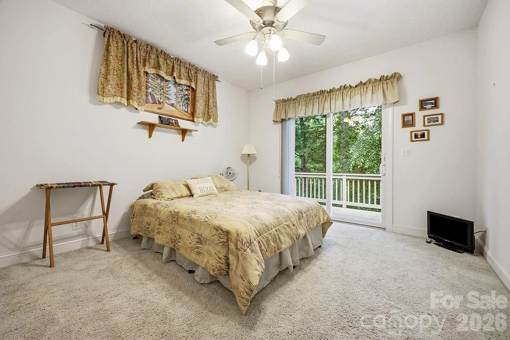 3121 Cove Loop Road - Photo 15