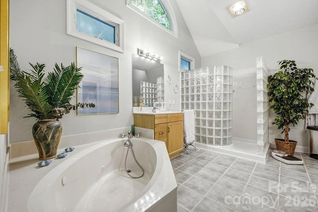 3121 Cove Loop Road - Photo 22