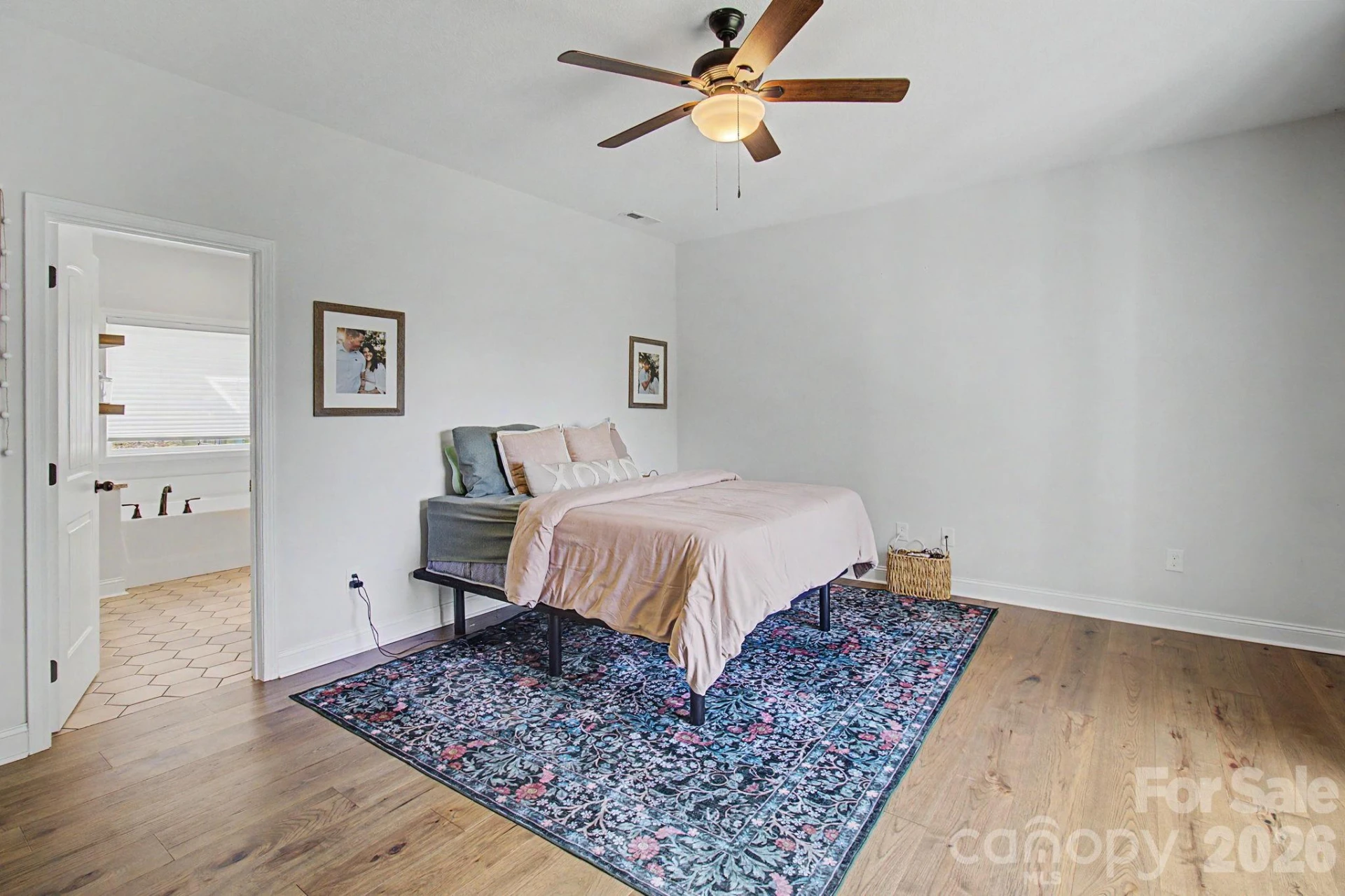 300 Green Meadow Lane - Photo 14