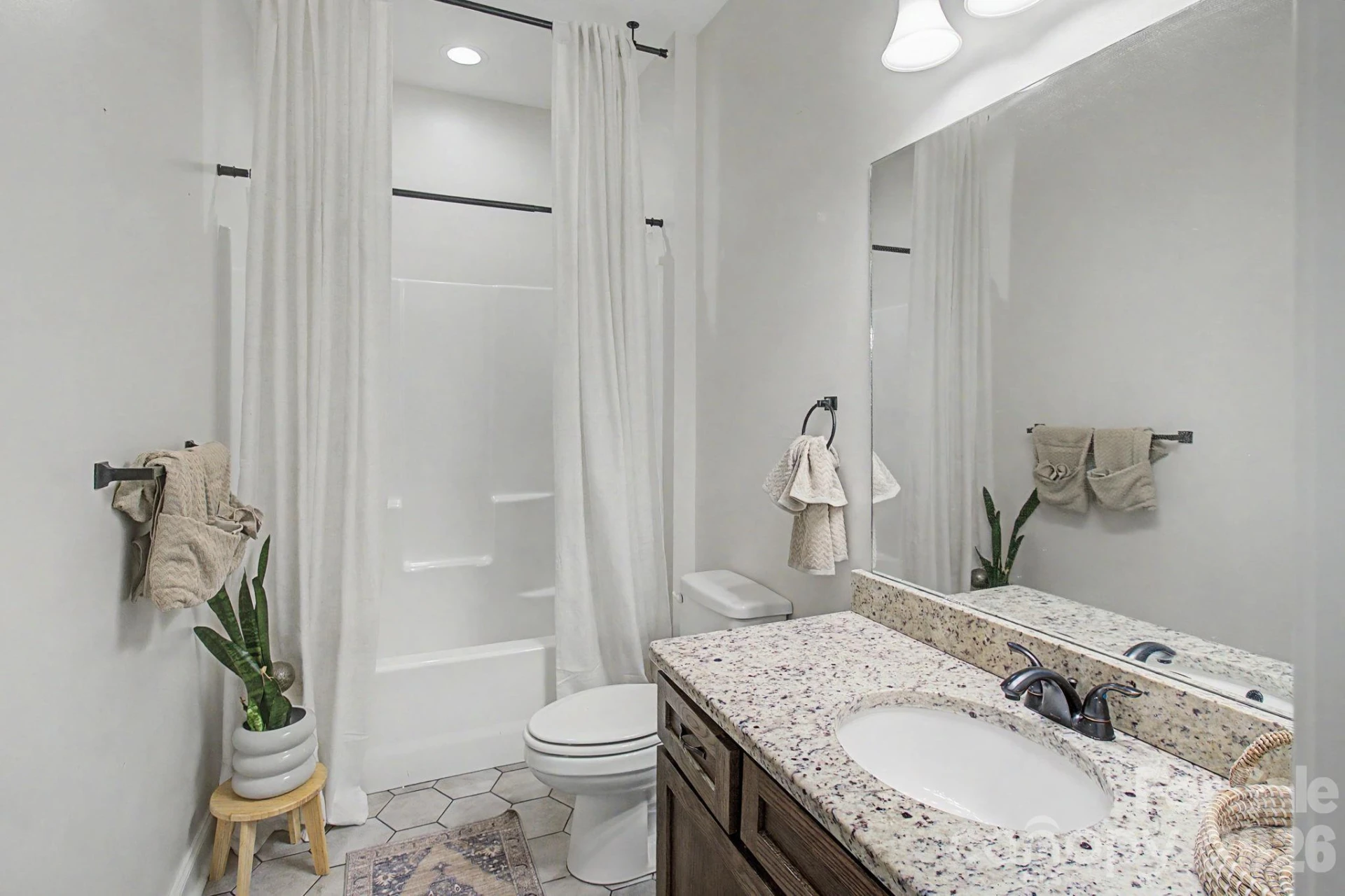 300 Green Meadow Lane - Photo 21