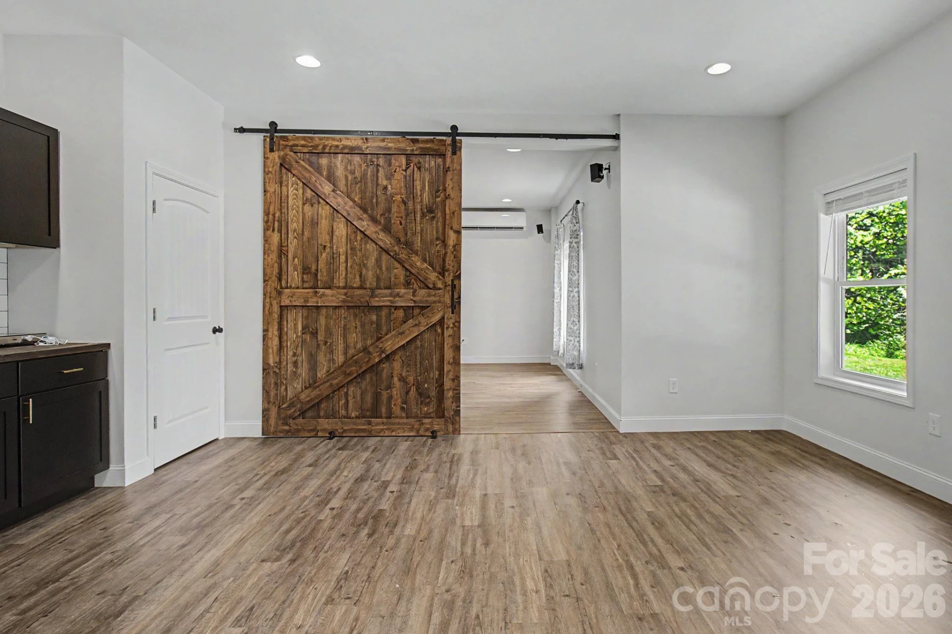 300 Green Meadow Lane - Photo 29