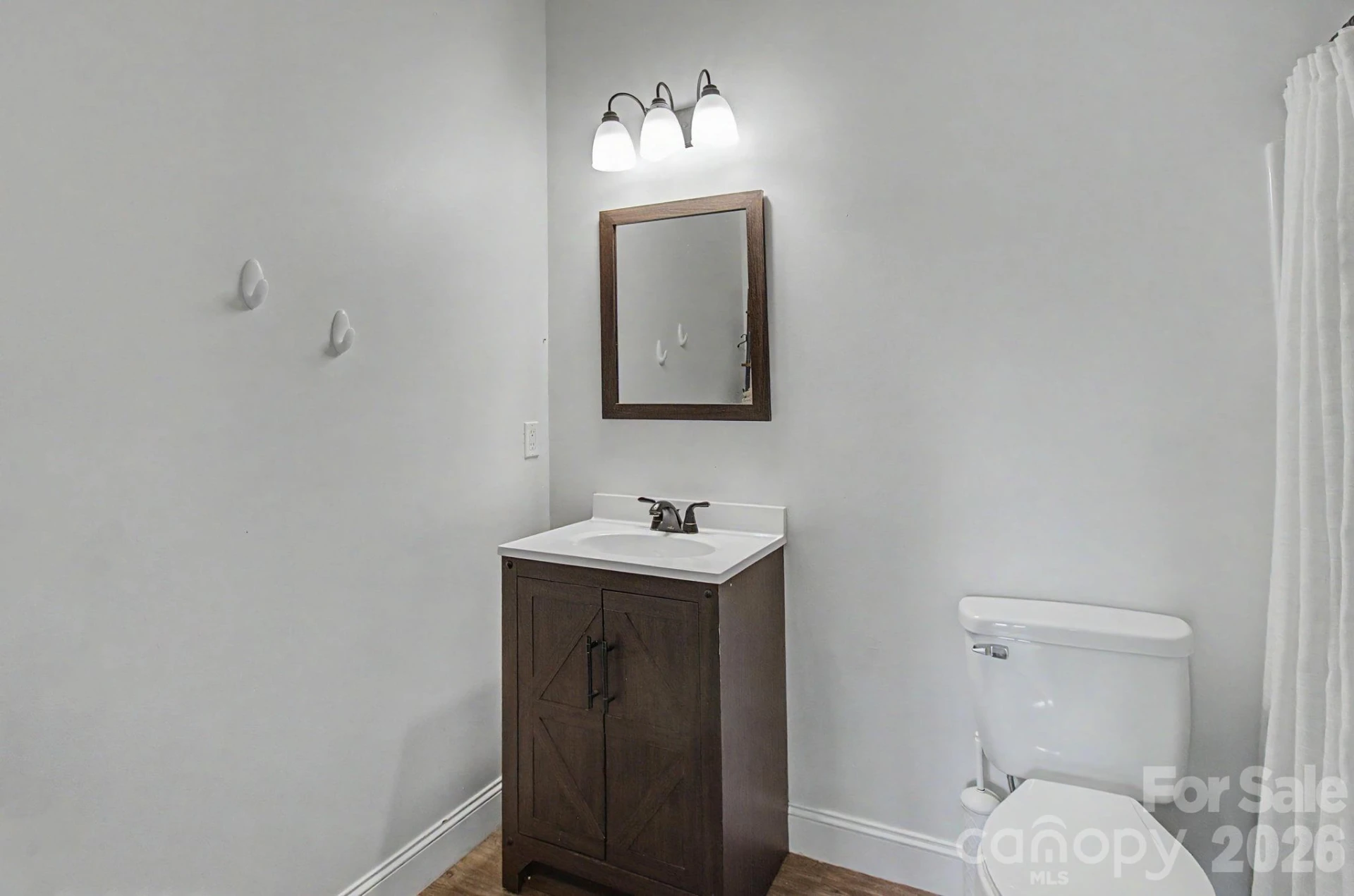 300 Green Meadow Lane - Photo 33