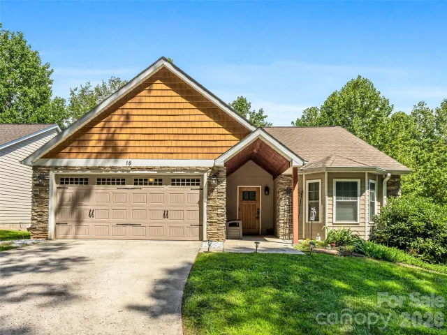 16 Jennlynn Drive