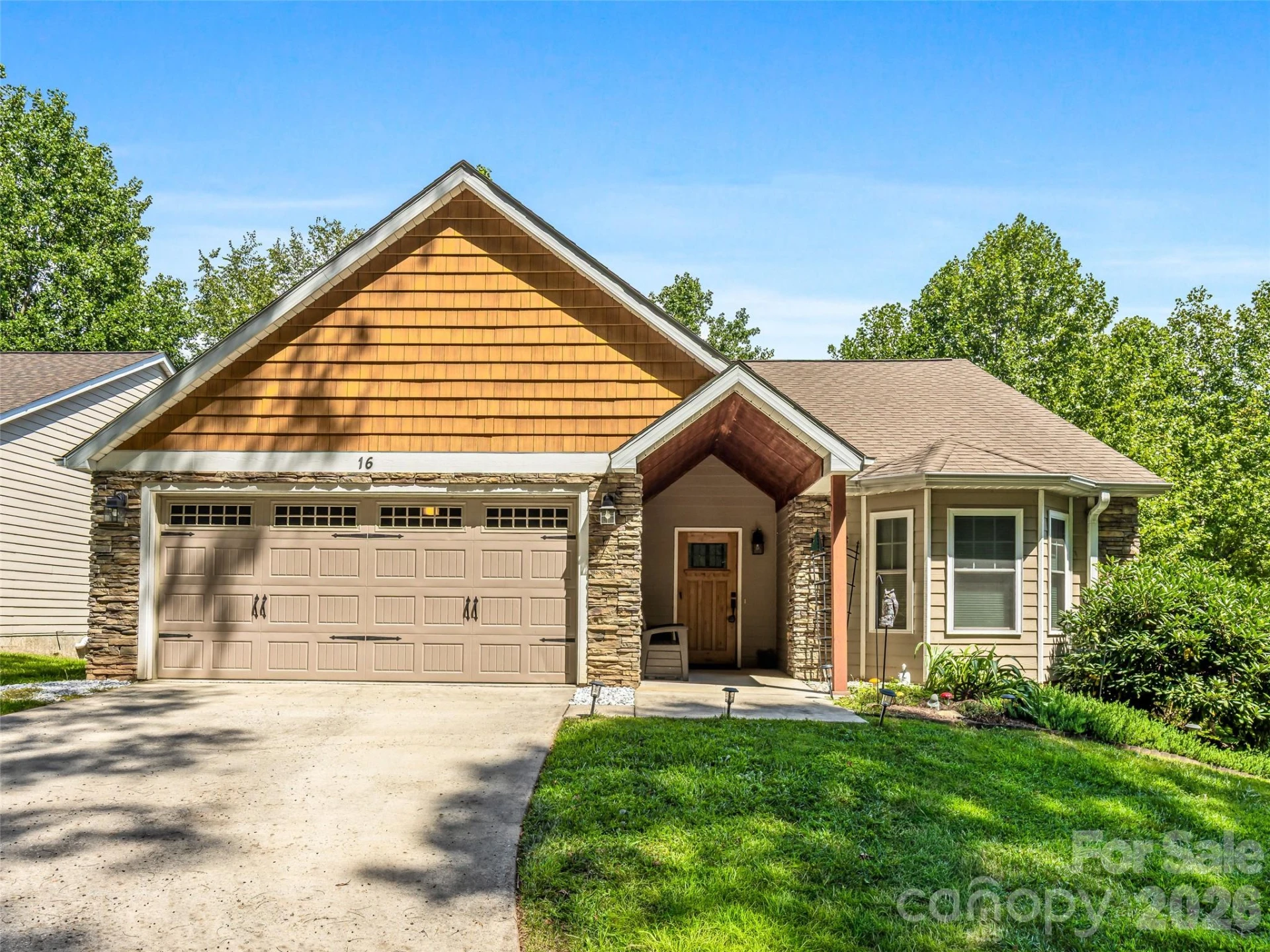16 Jennlynn Drive