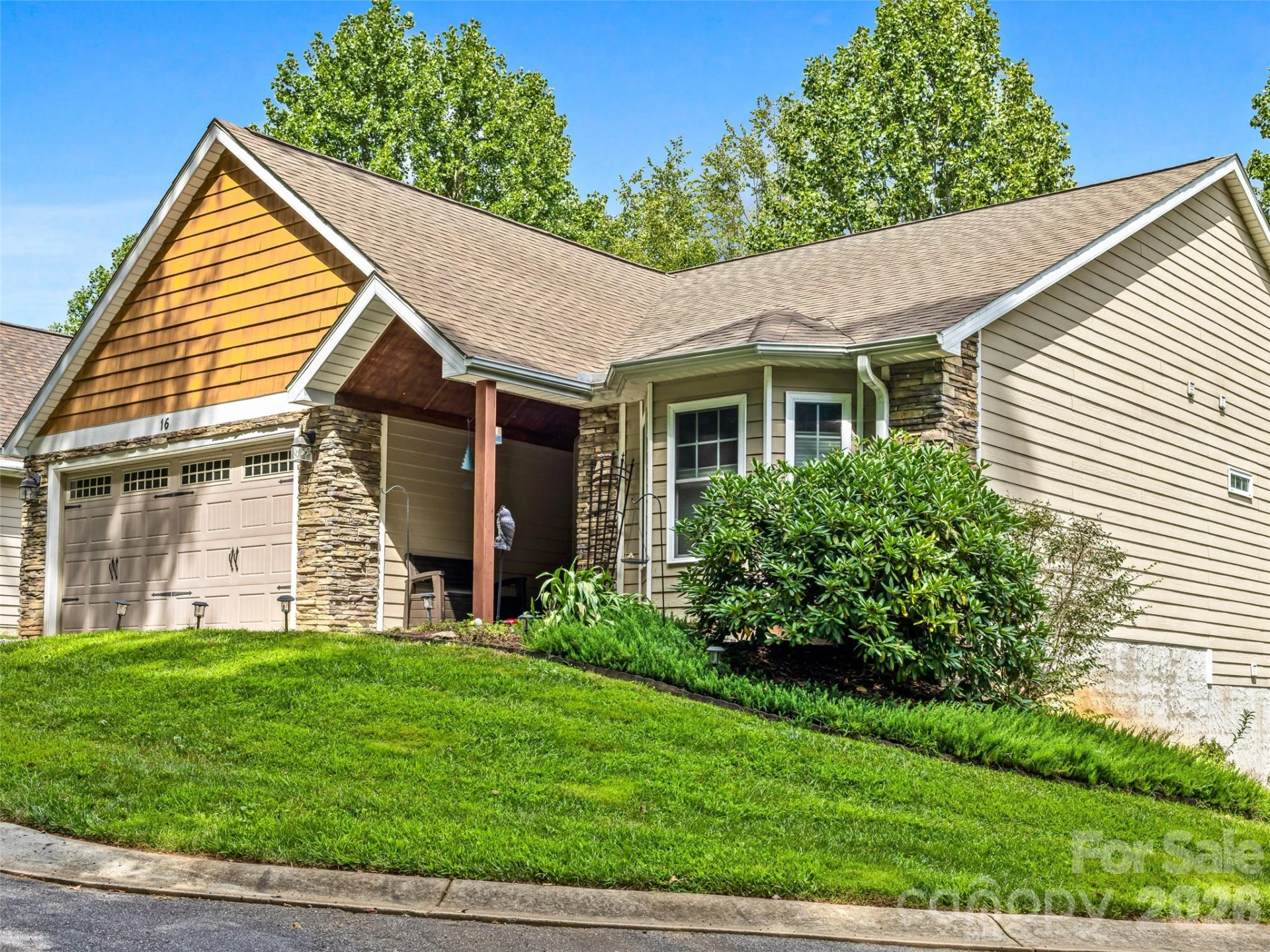 16 Jennlynn Drive - Photo 3
