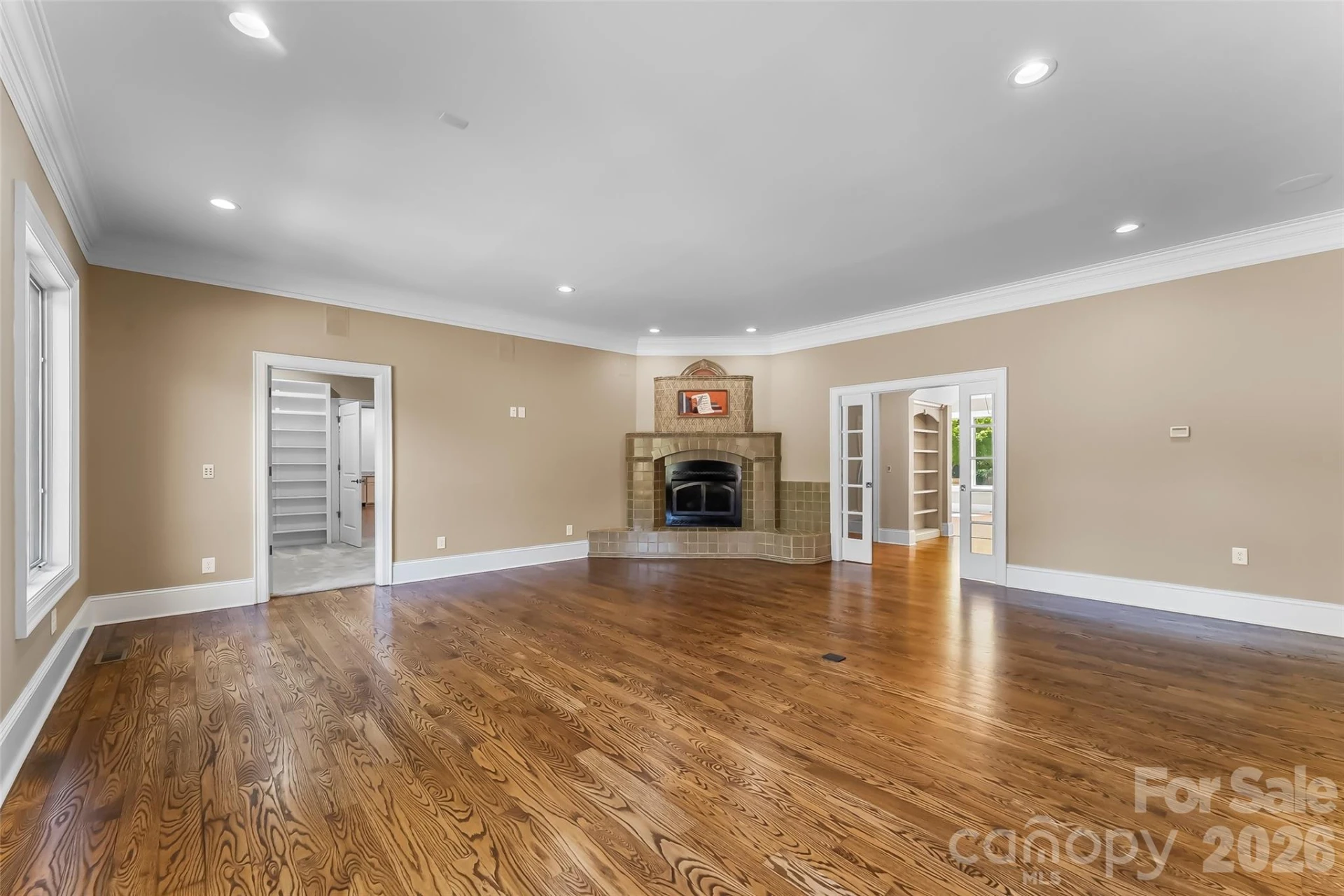 1090 Pearidge Road - Photo 17