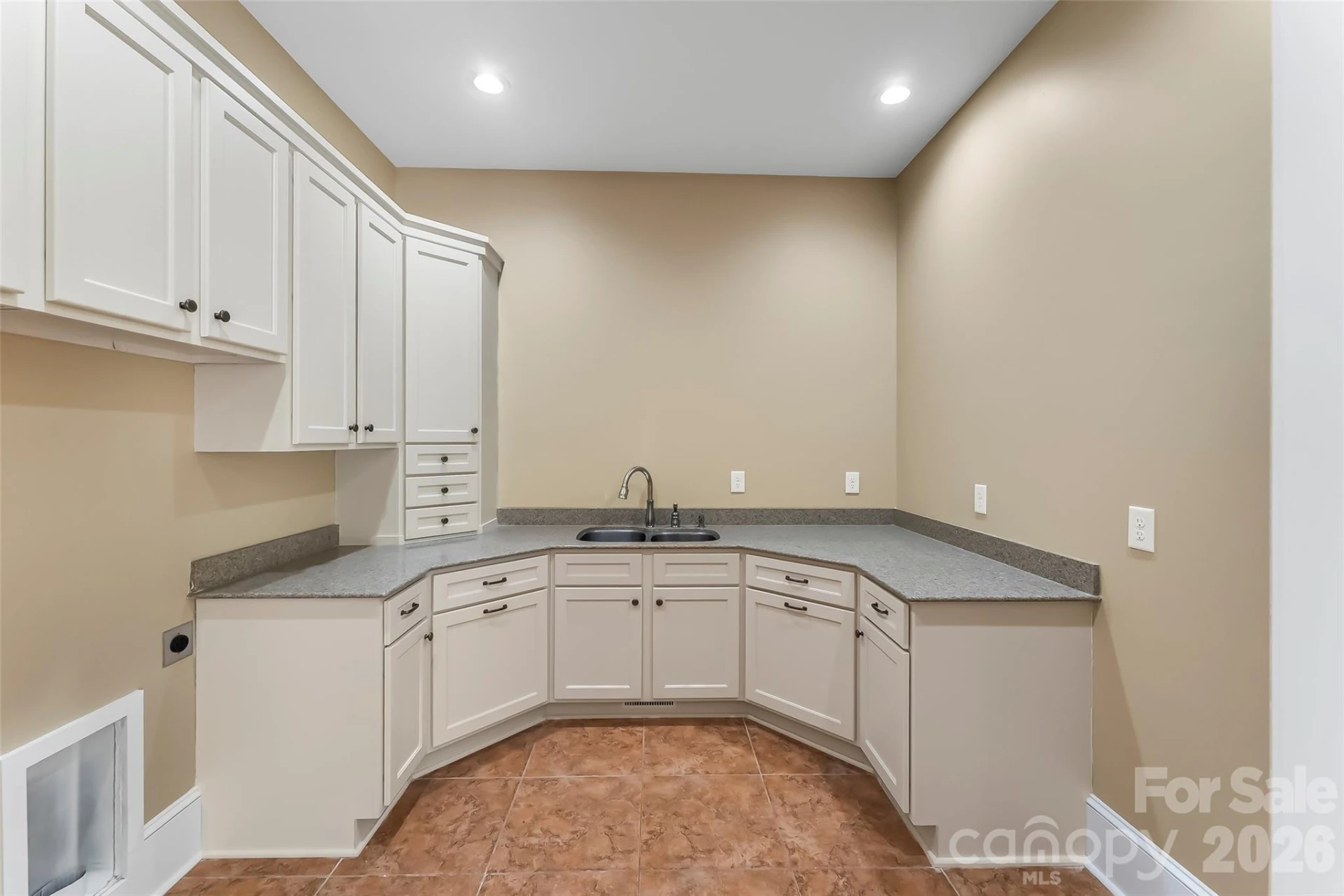 1090 Pearidge Road - Photo 22