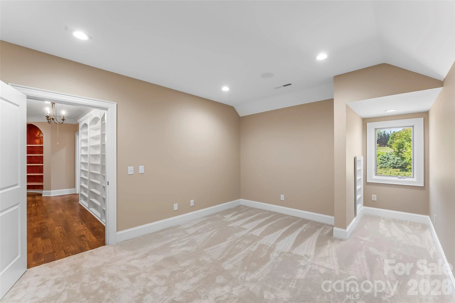 1090 Pearidge Road - Photo 32