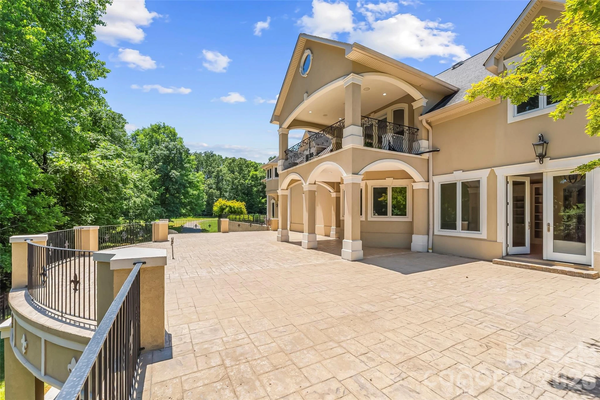 1090 Pearidge Road - Photo 45