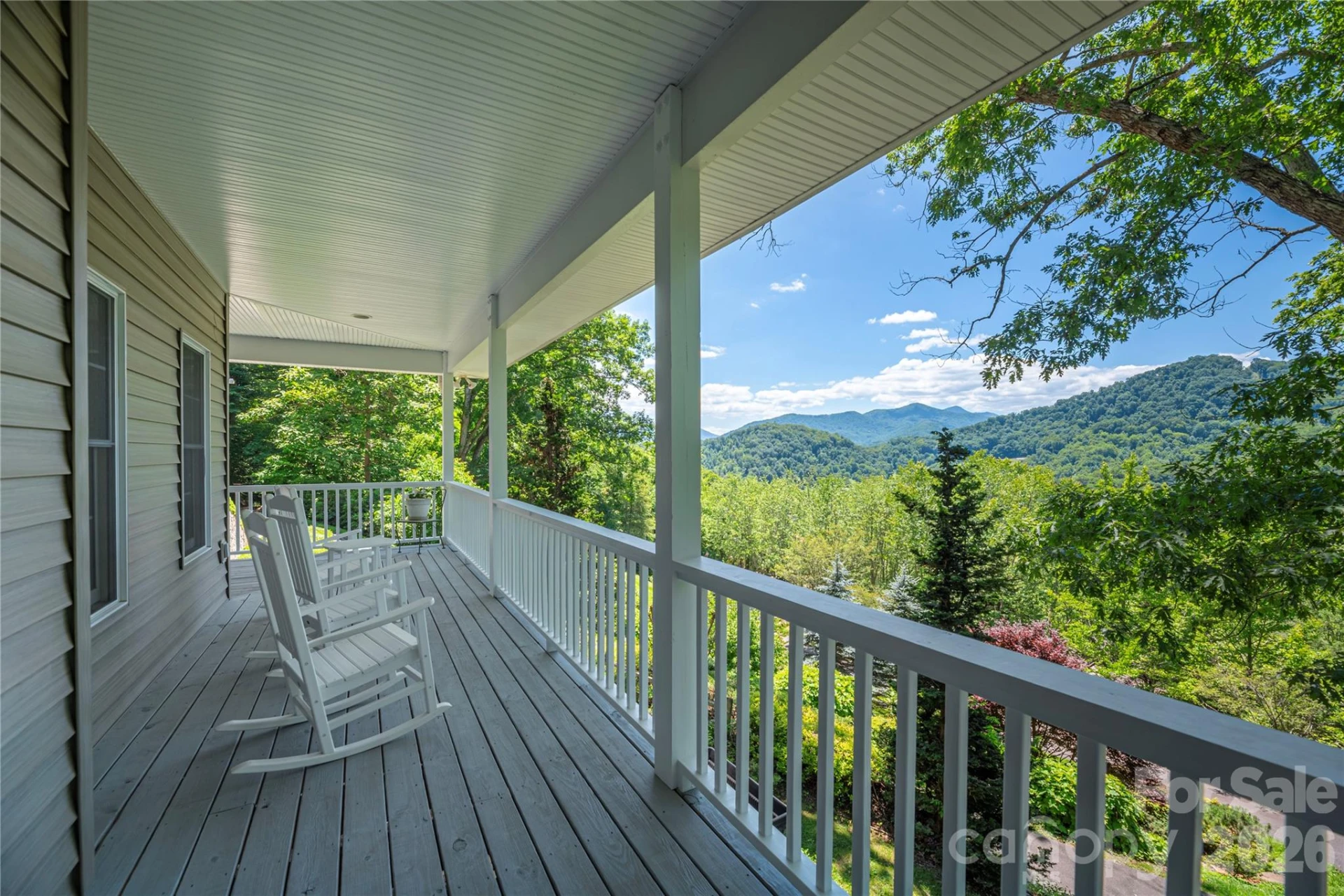 554 Breckenridge Road - Photo 3
