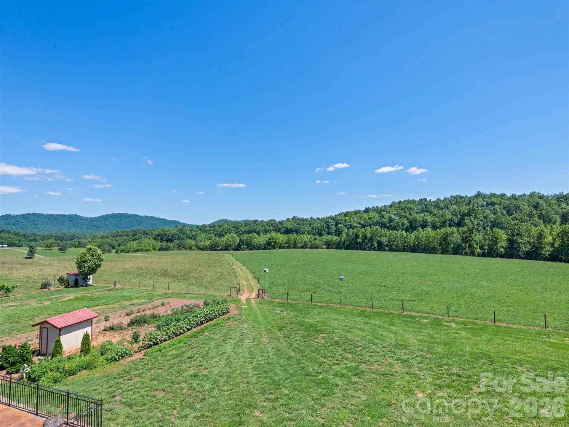 1418 Landis Lane - Photo 36