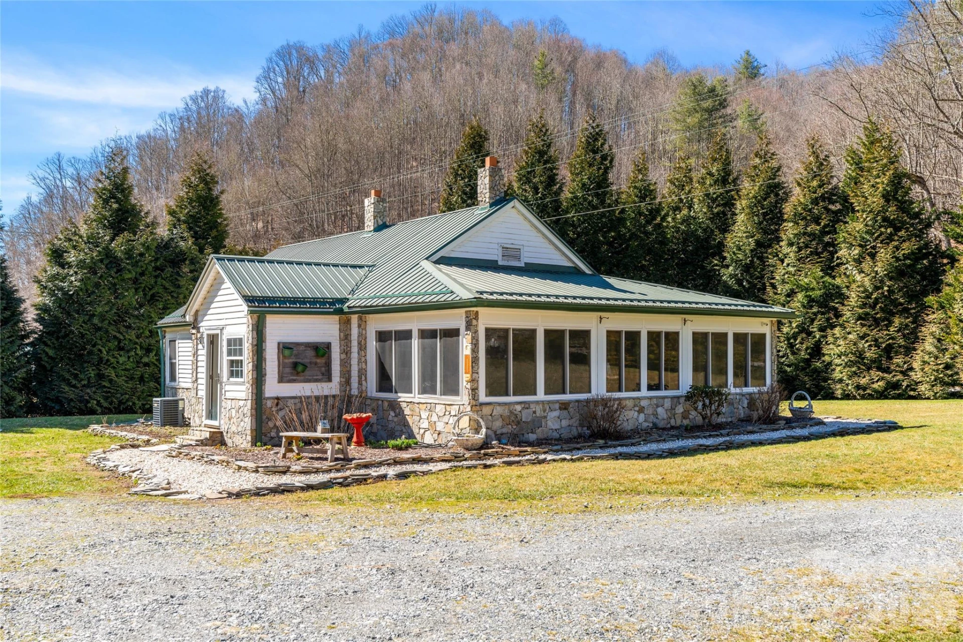 12892 US 23 Highway - Photo 42